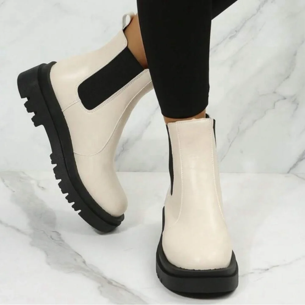 Women Lug Sole Platform Ankle Boot Combat Comfortable Chelsea Booties Size 8 NIB - Picture 2 of 8